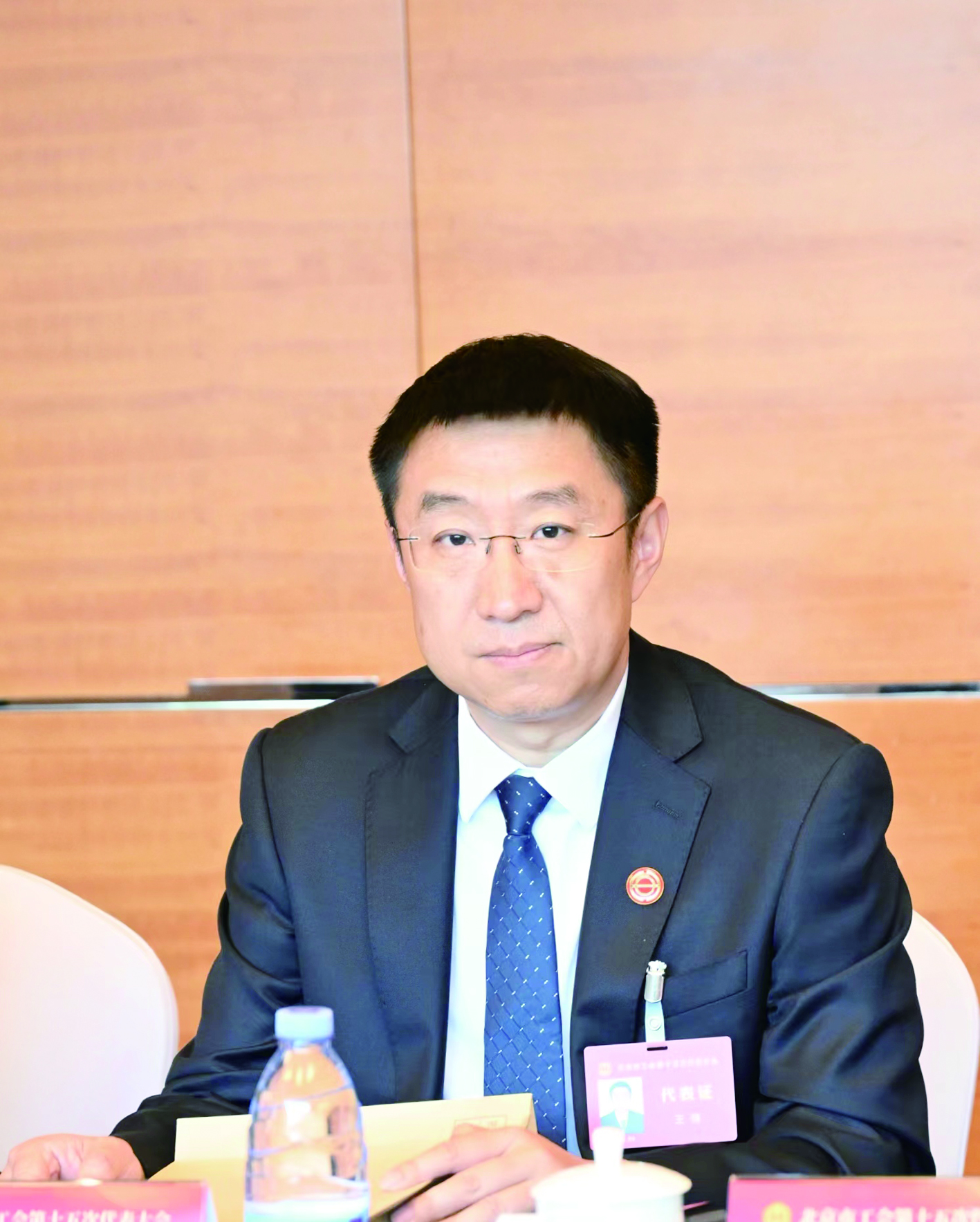 王强
    中铁建工集团工会工作部部长